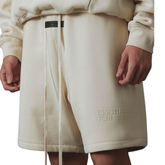 Fear Of God Essentials Sweatshorts Mens XL Cream Fleece Lounge Shorts Drawstring - Picture 1 of 16